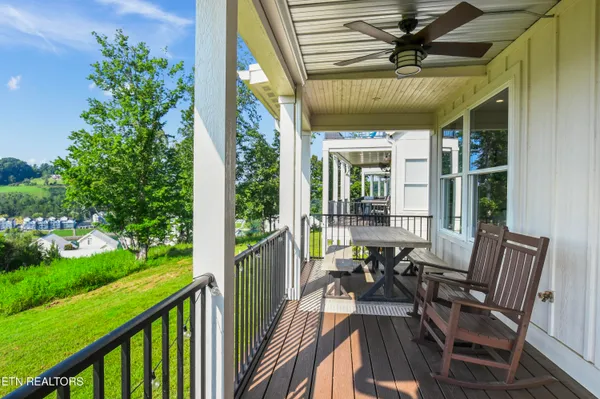 $399,000 | 110 East Hbr Vw Lane, Unit A, La Follette, TN 37766