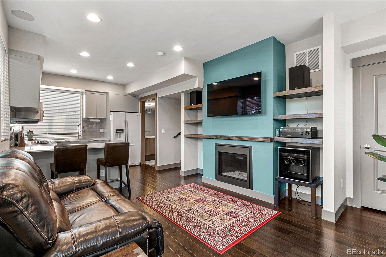 3155 Lawrence Street Denver, CO 80205 - Photo 4 of 37