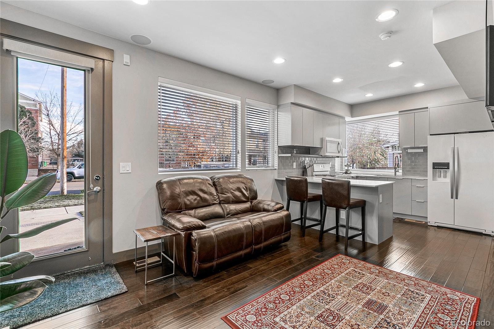 3155 Lawrence Street Denver, CO 80205 - Photo 6 of 37