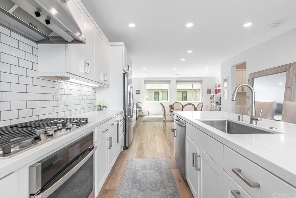 333 Lodestar Tustin, CA 92782 - Photo 5 of 50