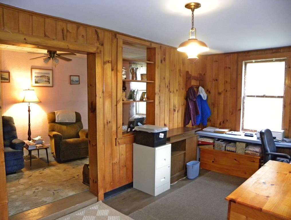 31 Thompson Road Colrain, MA 01340 - Photo 4 of 14