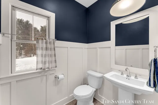 $1,499,999 | 16527 Lake Michigan Drive, Grand Haven, MI 49417