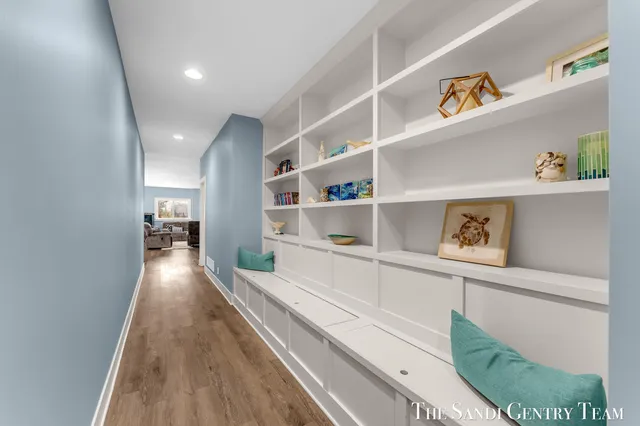 $1,499,999 | 16527 Lake Michigan Drive, Grand Haven, MI 49417