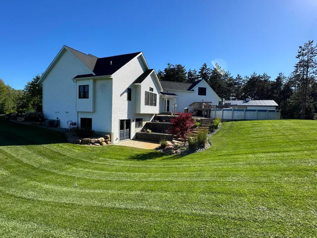 $1,499,999 | 16527 Lake Michigan Drive, Grand Haven, MI 49417