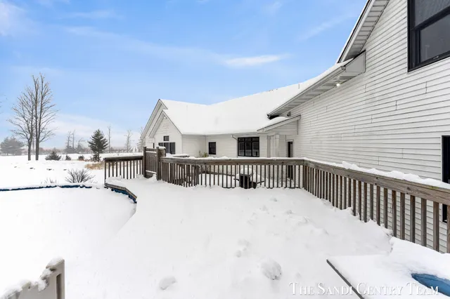 $1,499,999 | 16527 Lake Michigan Drive, Grand Haven, MI 49417