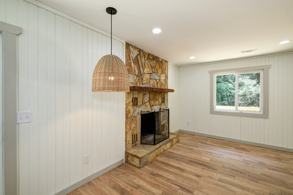 251 Ridge Cliff Road Marble, NC 28905 - Photo 4 of 39