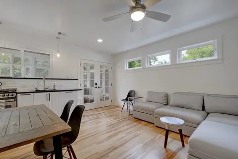 $1,850 | 4518 Red River Street, Unit C, Austin, TX 78751