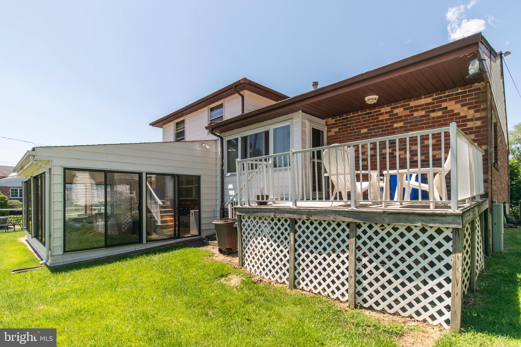 9669 Sandanne Road Philadelphia, PA 19115 - Photo 26 of 27 Rear view