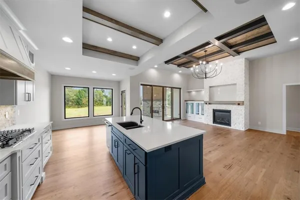 $899,500 | 13311 Woodland Ranch Drive, Lone Jack, MO 64086