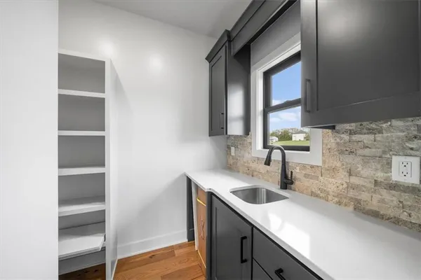 $899,500 | 13311 Woodland Ranch Drive, Lone Jack, MO 64086