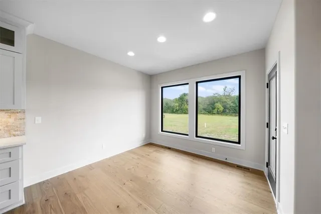 $939,500 | 13311 Woodland Ranch Drive, Lone Jack, MO 64086