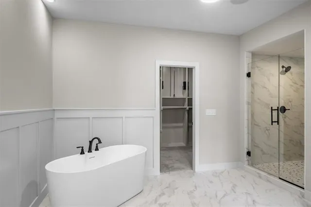 $939,500 | 13311 Woodland Ranch Drive, Lone Jack, MO 64086