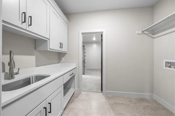 $899,500 | 13311 Woodland Ranch Drive, Lone Jack, MO 64086