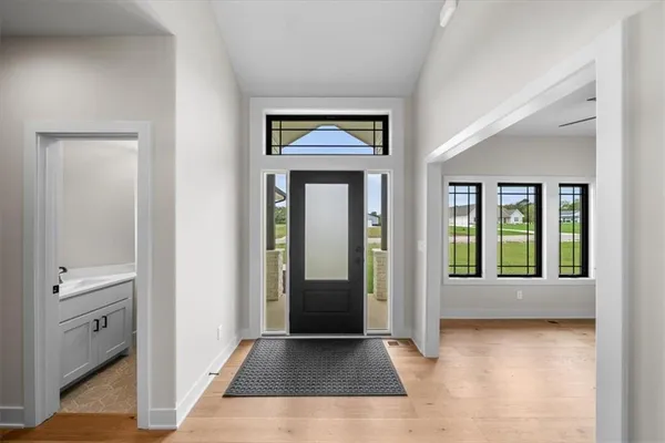 $899,500 | 13311 Woodland Ranch Drive, Lone Jack, MO 64086