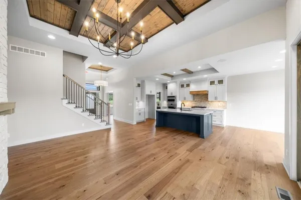 $899,500 | 13311 Woodland Ranch Drive, Lone Jack, MO 64086