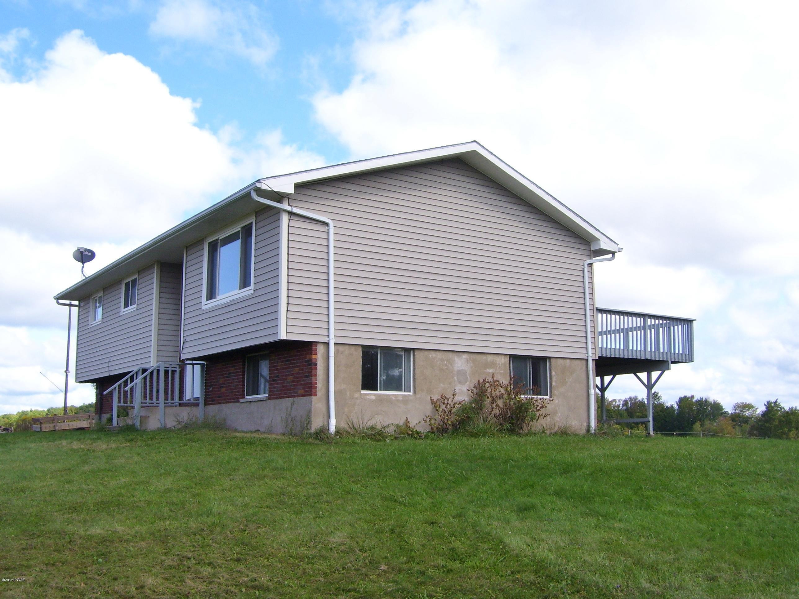 39 Shale Road Beach Lake, PA 18405 - Photo 17 of 18 Side View