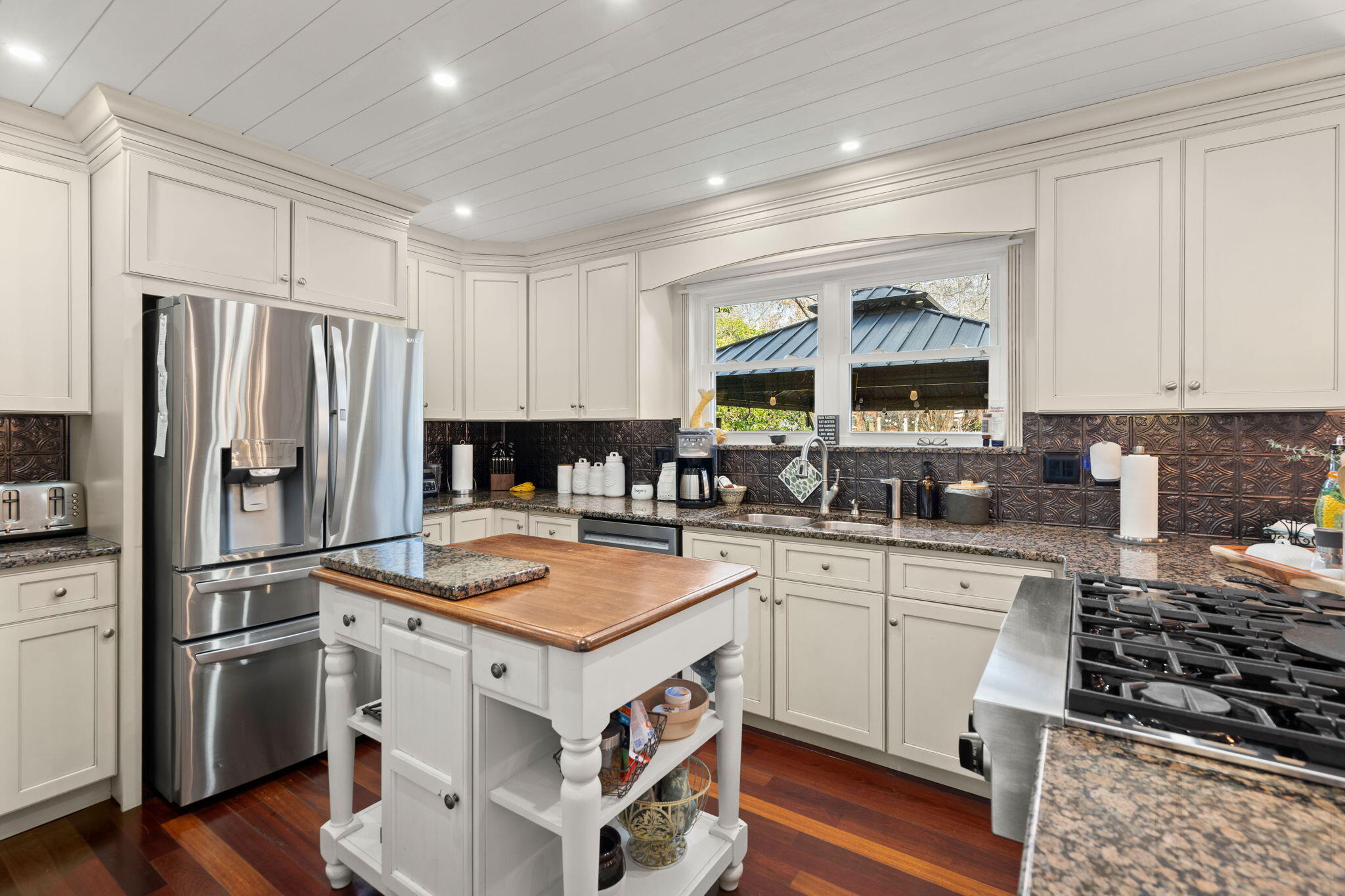 105 Spike Point Court Goose Creek, SC 29445 - Photo 15 of 49 Kitchen