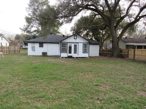 $259,000 | 408 Adelaide Street, Natchitoches, LA 71457