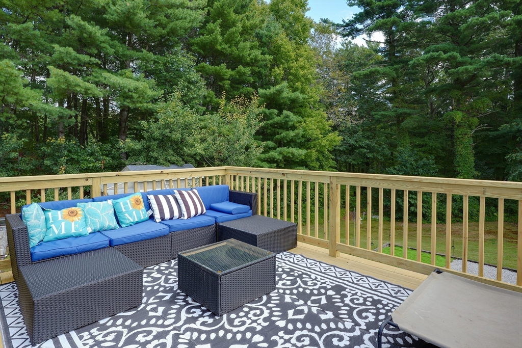 51 Murphy Road Hudson, MA 01749 - Photo 4 of 29 Gallery Image 4