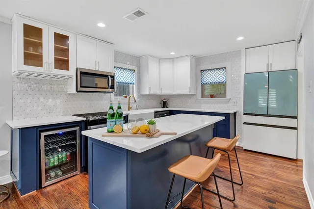 $485,000 | 3816 Collinwood Avenue, Fort Worth, TX 76107