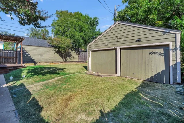 $485,000 | 3816 Collinwood Avenue, Fort Worth, TX 76107