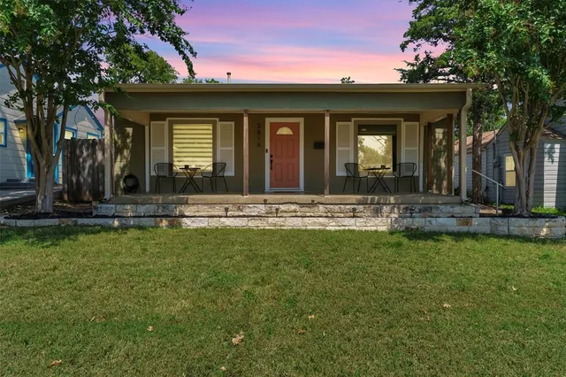 $485,000 | 3816 Collinwood Avenue, Fort Worth, TX 76107