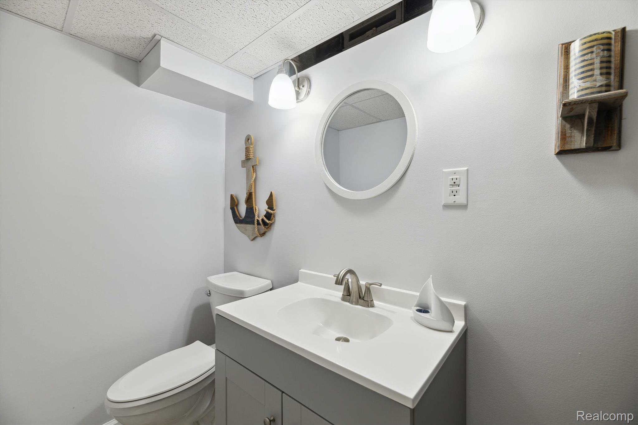13473 Perry Circle Warren, MI 48088 - Photo 30 of 45 Gallery Image 30