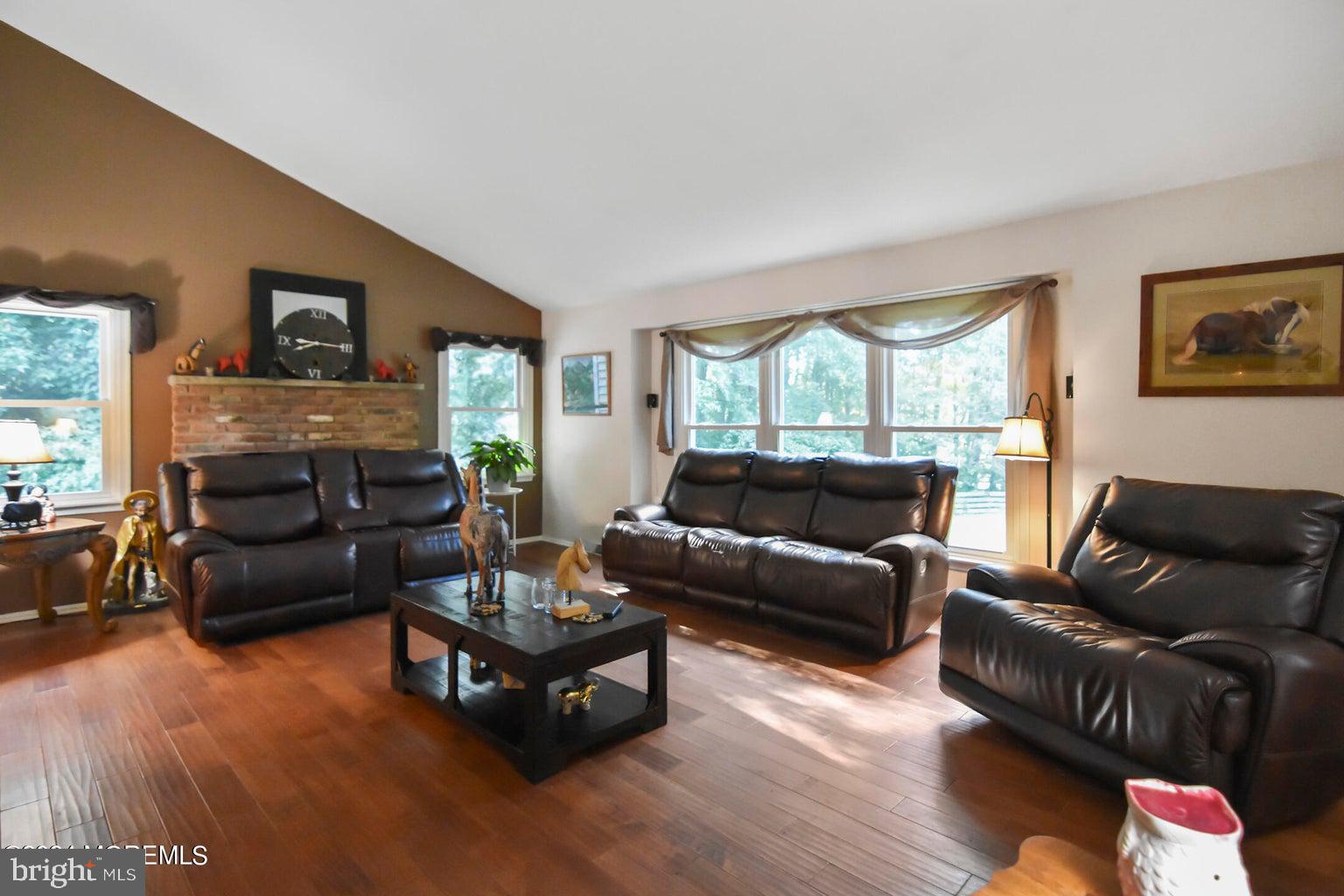 140 Long Swamp Road New Egypt, NJ 08533 - Photo 8 of 27 Gallery Image 8