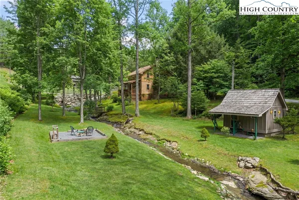 $599,000 | 109 Turkeyfoot Lane, Vilas, NC 28692