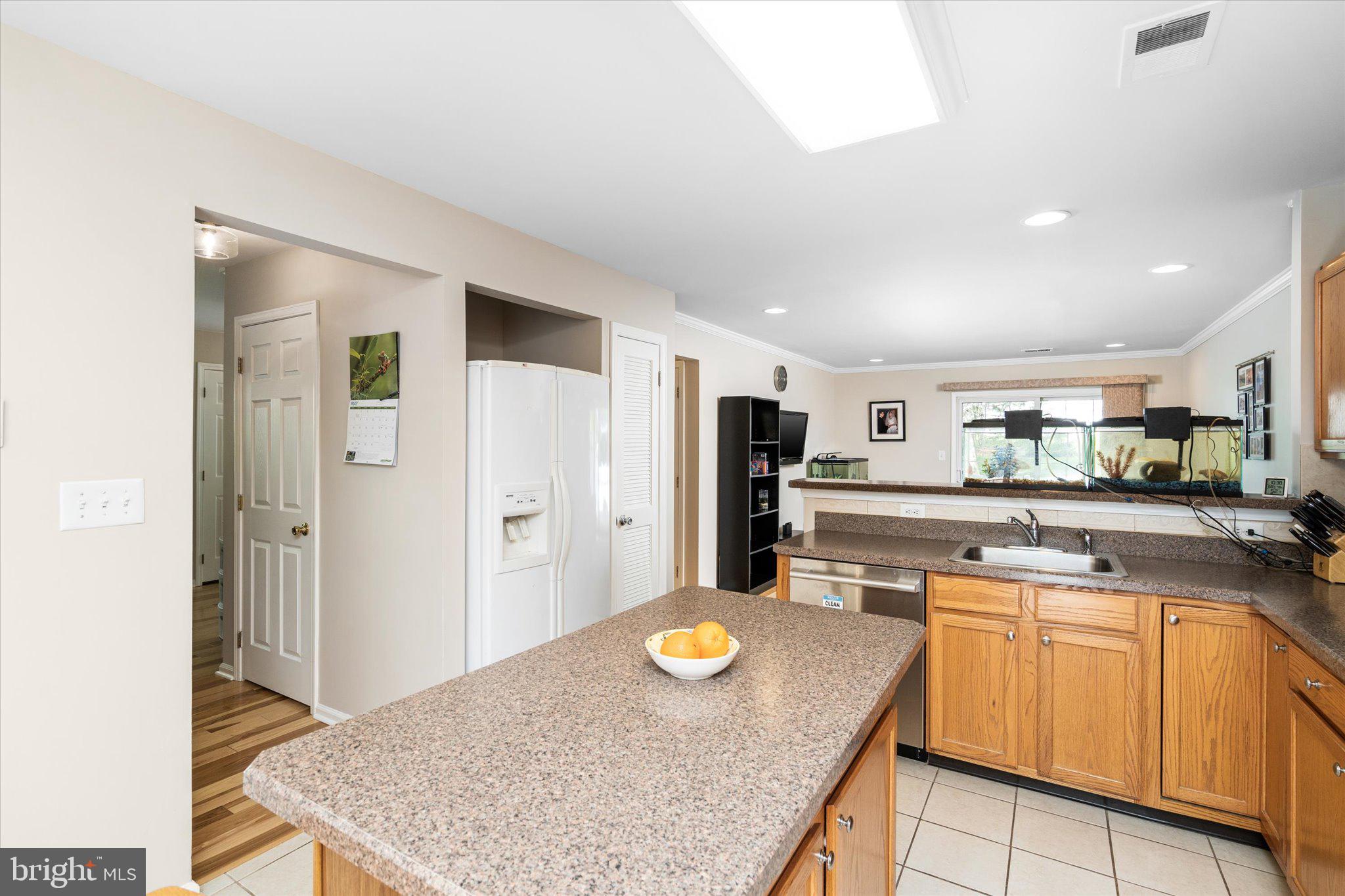 317 Watkins Road Pennington, NJ 08534 - Photo 12 of 26