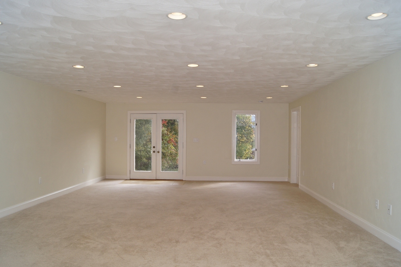 2336 East Ruritan Road Roanoke, VA 24012 - Photo 12 of 20 INTERIOR