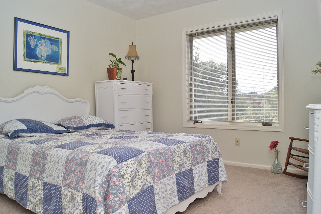 2336 East Ruritan Road Roanoke, VA 24012 - Photo 13 of 20 INTERIOR