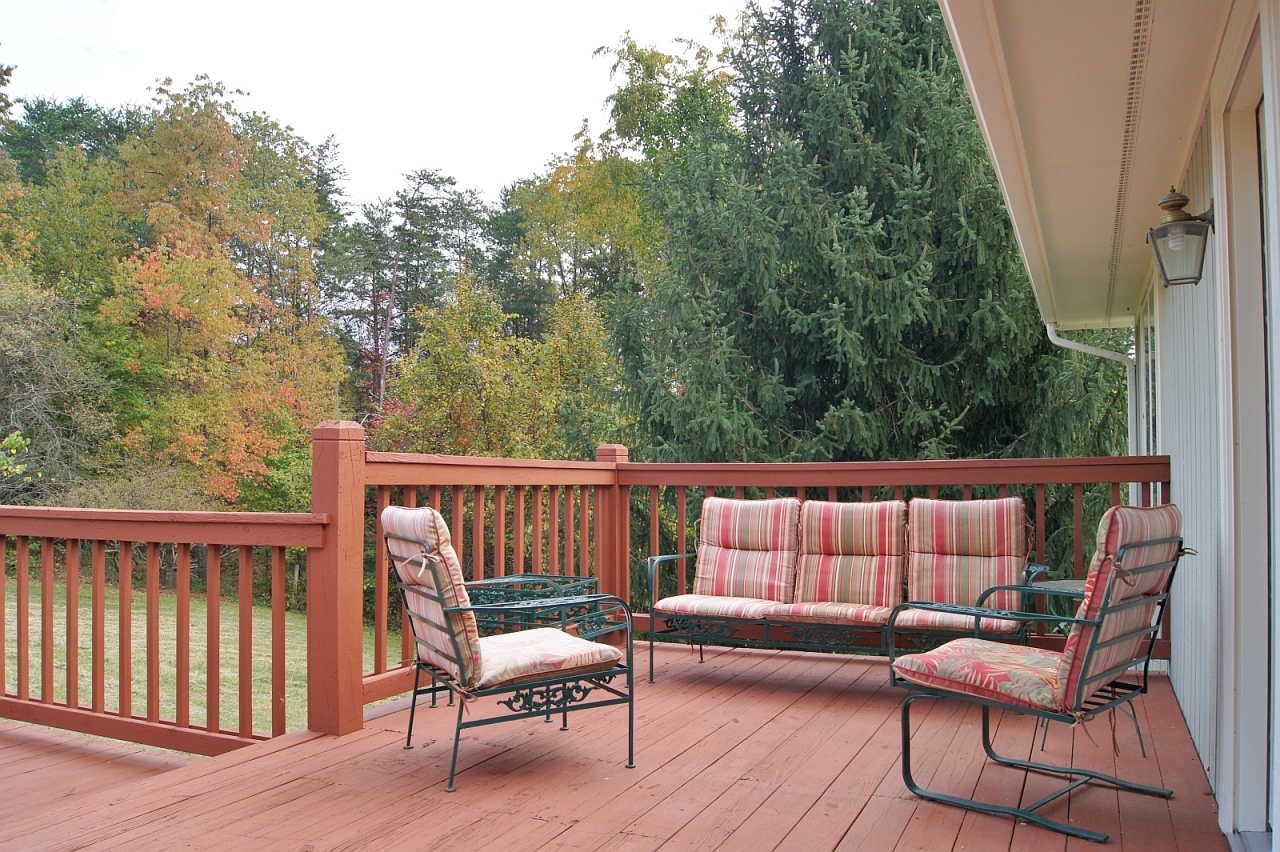 2336 East Ruritan Road Roanoke, VA 24012 - Photo 14 of 20 EXTERIOR