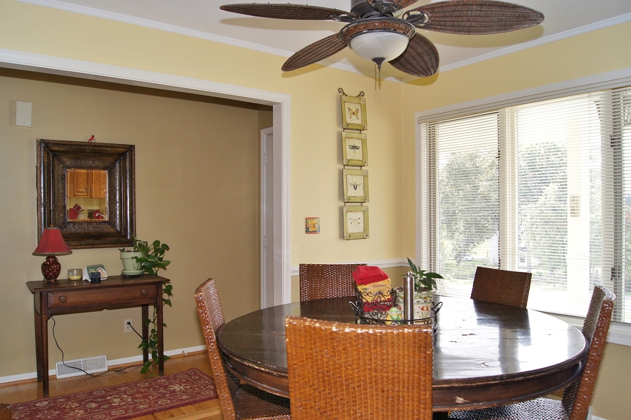 2336 East Ruritan Road Roanoke, VA 24012 - Photo 8 of 20 INTERIOR