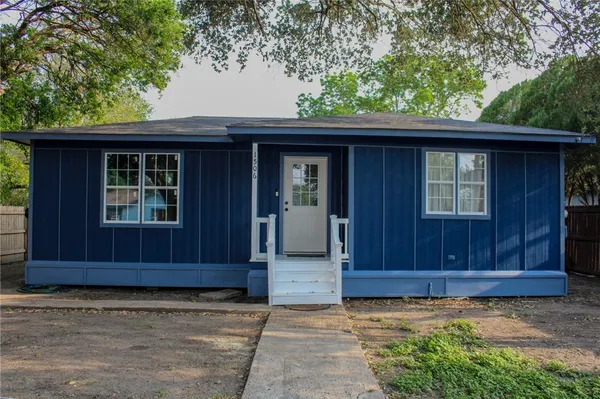 $130,000 | 1506 Elvira Street, Alice, TX 78332