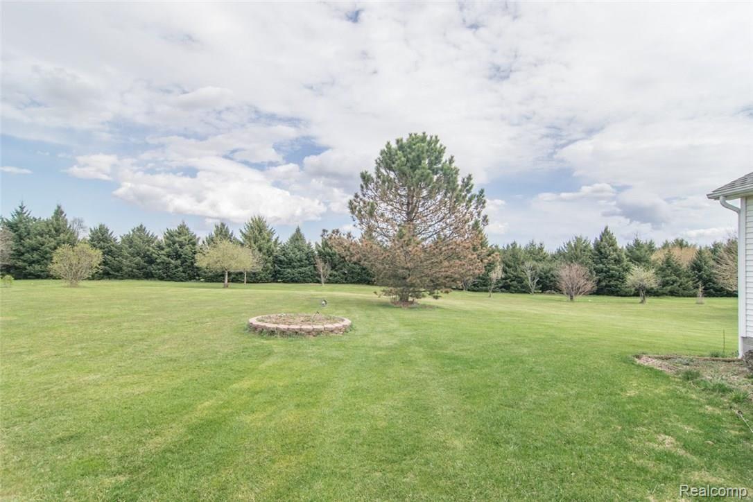 3811 Reamer Road Lapeer, MI 48446 - Photo 48 of 62 DSC_0346.jpg