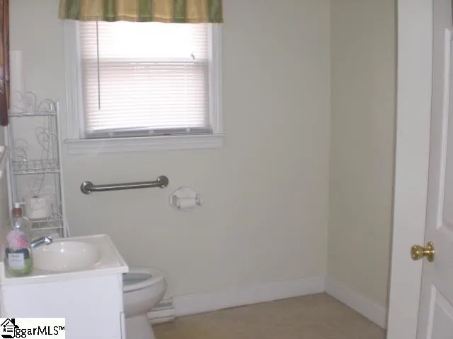 $389,900 | 1 Elizabeth Drive, Greenville, SC 29615