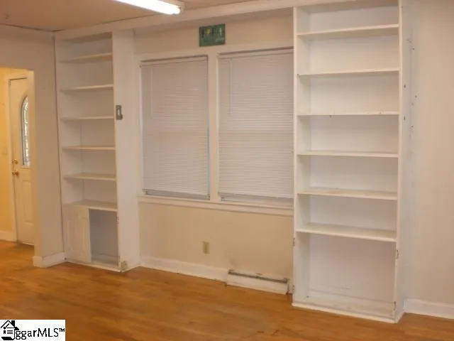 $389,900 | 1 Elizabeth Drive, Greenville, SC 29615