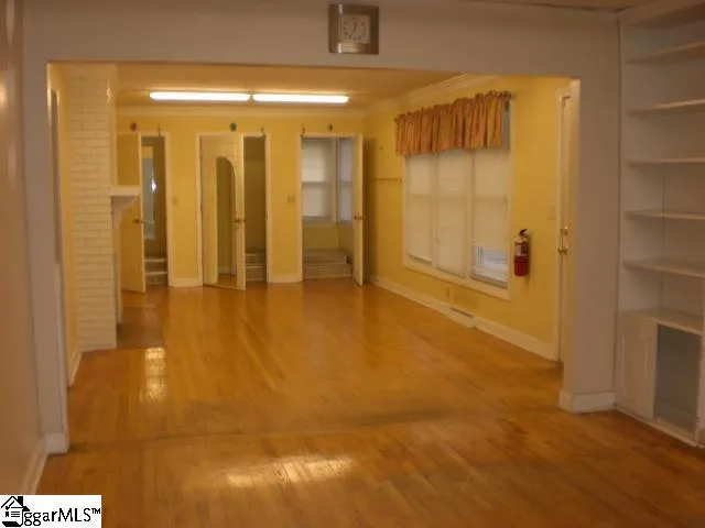 $389,900 | 1 Elizabeth Drive, Greenville, SC 29615