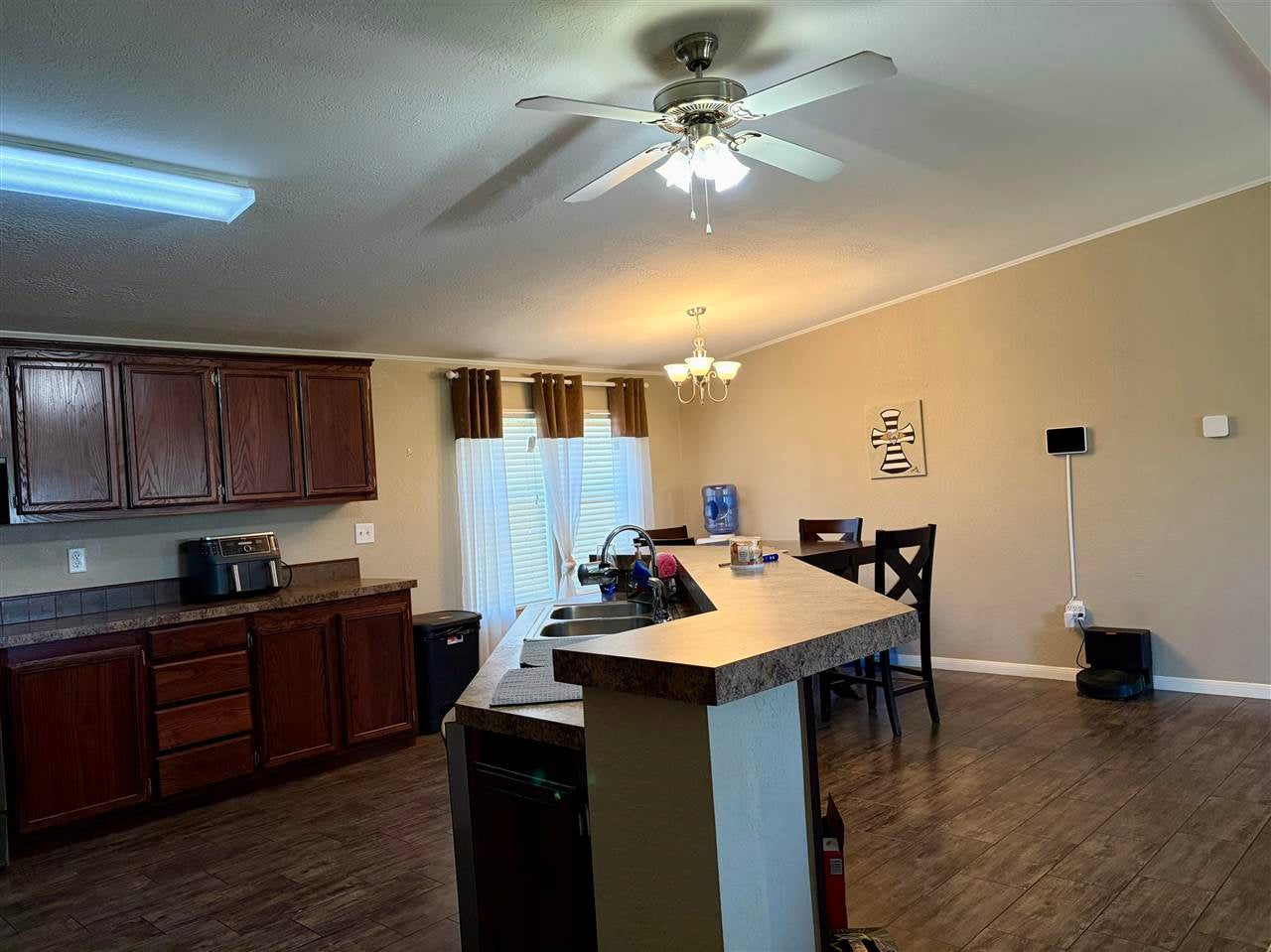14218 South Prairie Road Perkins, OK 74059 - Photo 5 of 23 Gallery Image 5