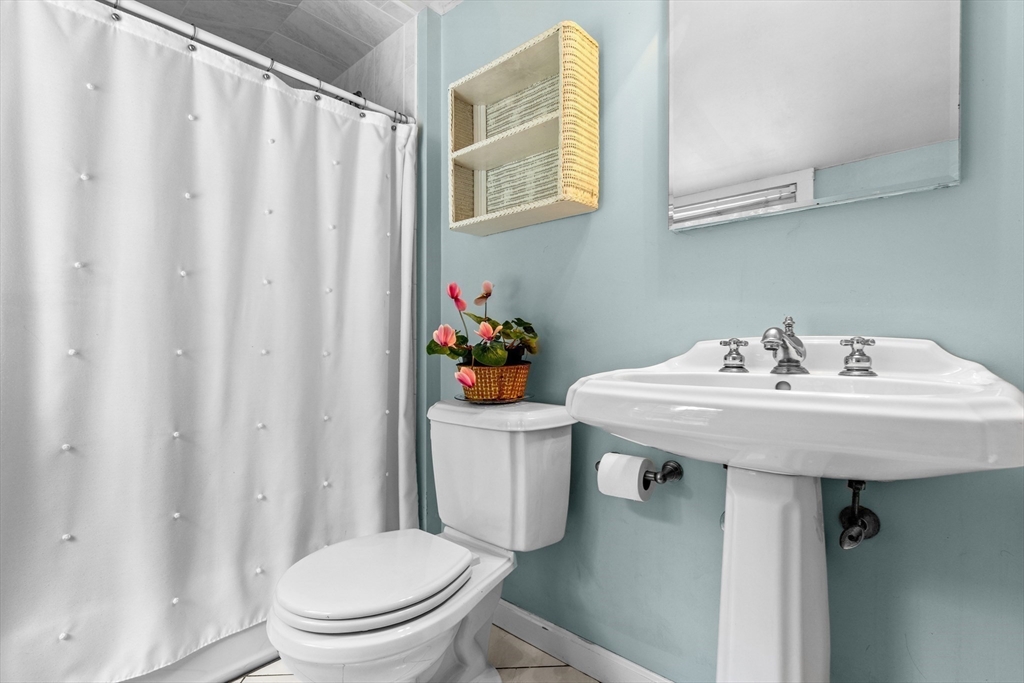 9 Hoover Road Hingham, MA 02043 - Photo 24 of 27