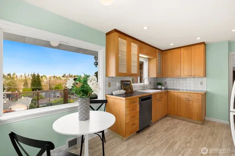 $1,449,000 | 2462 36th Avenue West, Seattle, WA 98199