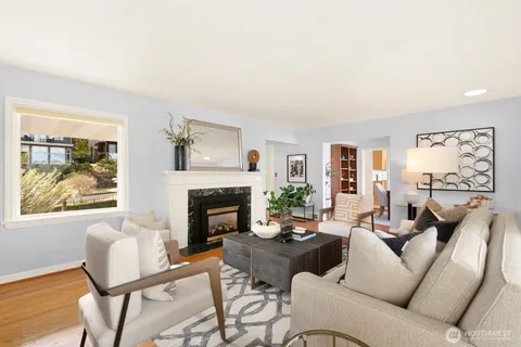 $1,449,000 | 2462 36th Avenue West, Seattle, WA 98199