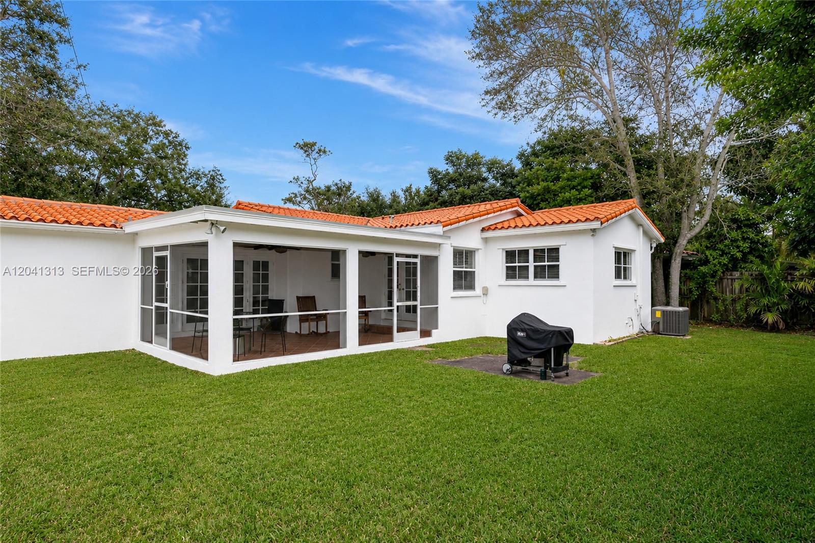 5760 Southwest 51st Street Miami, FL 33155 - Photo 3 of 37