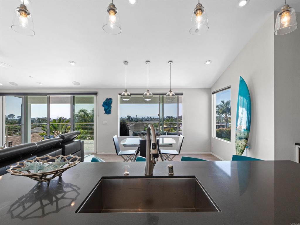 1044 Arcadia Road Encinitas, CA 92024 - Photo 17 of 54