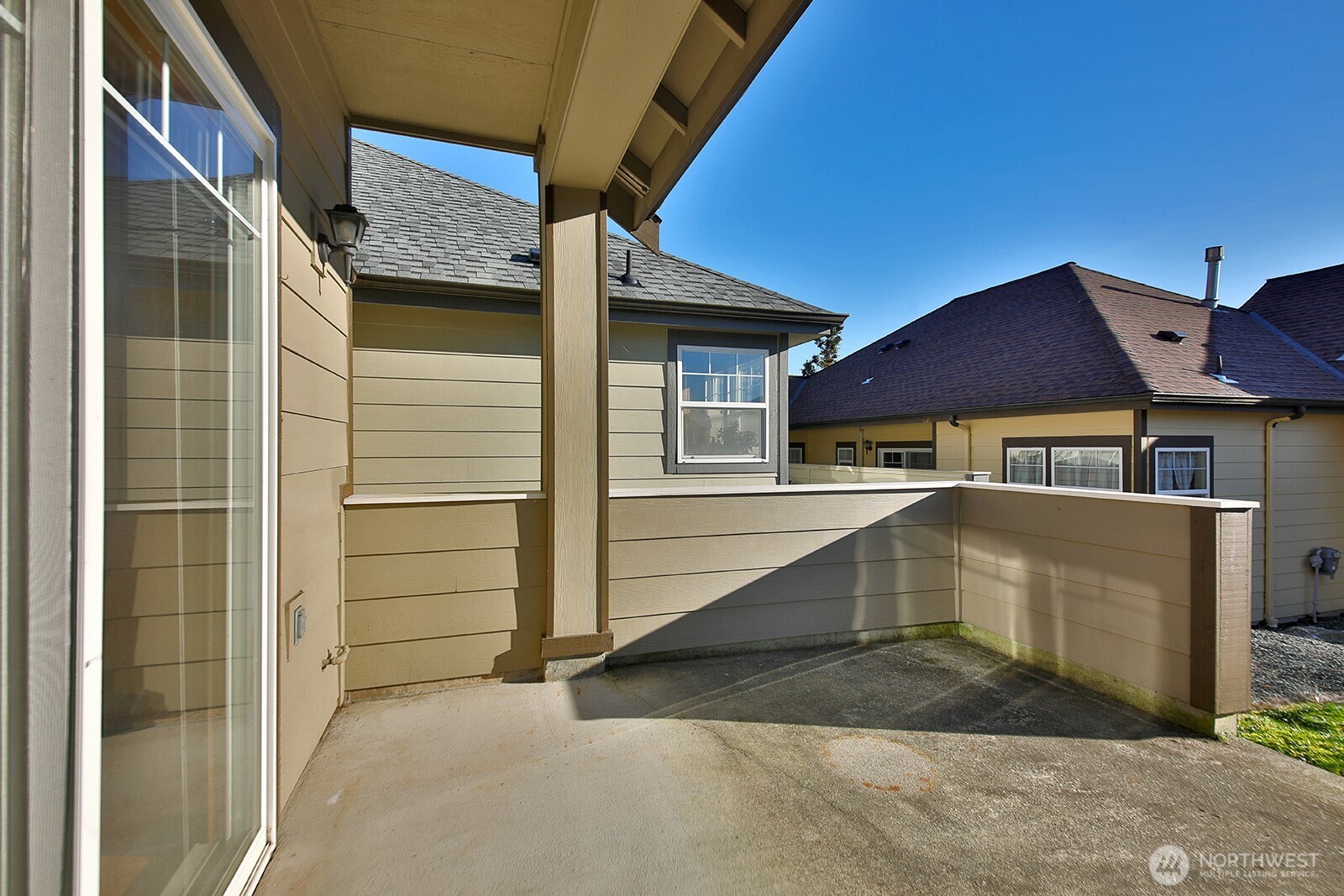 1752 Lee Court, Unit 5 Freeland, WA 98249 - Photo 10 of 38 a view of houses with sky view