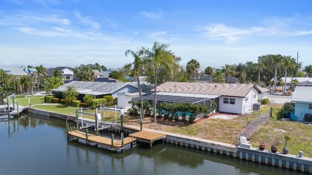 $637,000 | 1024 Spindle Palm Way, Apollo Beach, FL 33572