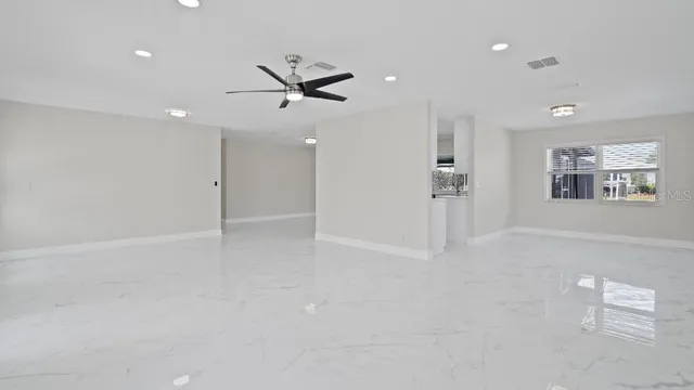 $637,000 | 1024 Spindle Palm Way, Apollo Beach, FL 33572