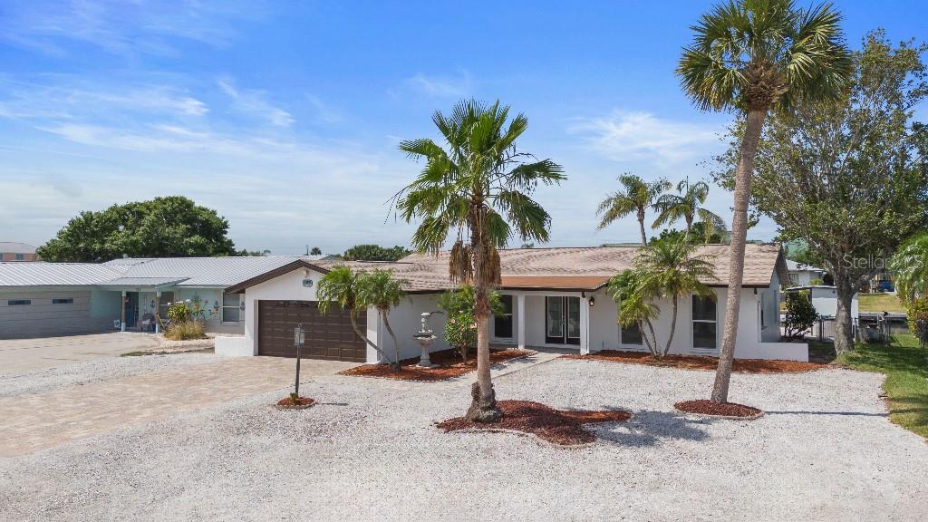 1024 Spindle Palm Way Apollo Beach, FL 33572 - Photo 35 of 50 a view of a house with a street