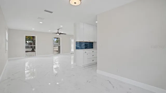 $637,000 | 1024 Spindle Palm Way, Apollo Beach, FL 33572